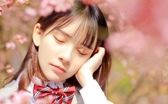 真实破外女摘花流血了